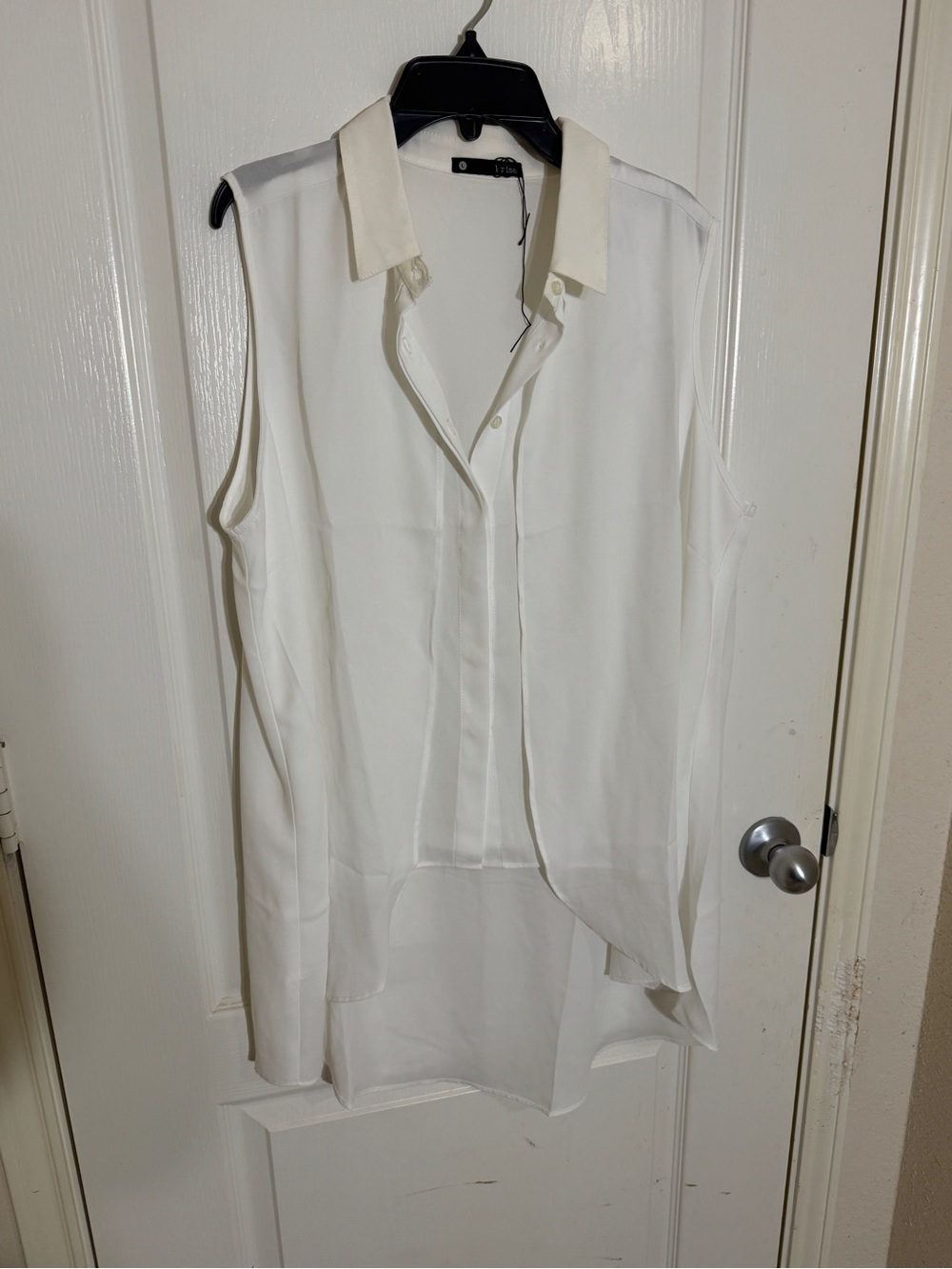 Krisa High Low Blouse L White Sleeveless Button Down Sheer Tunic Revolve Boho